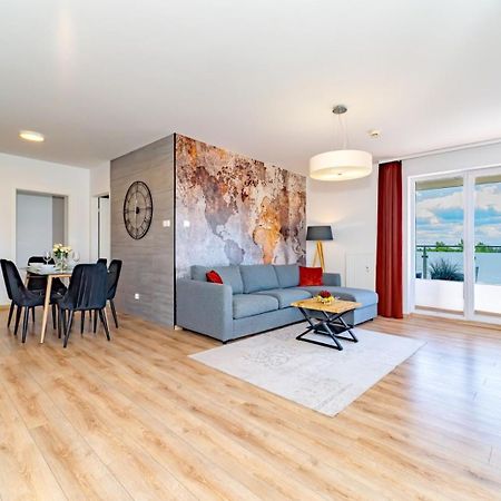 Apartament Medallion Kolobrzeg Bagian luar foto
